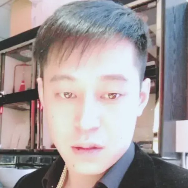 熊睿的照片