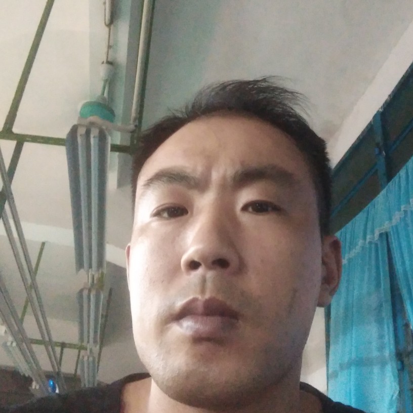 勤恳倾心心情的照片