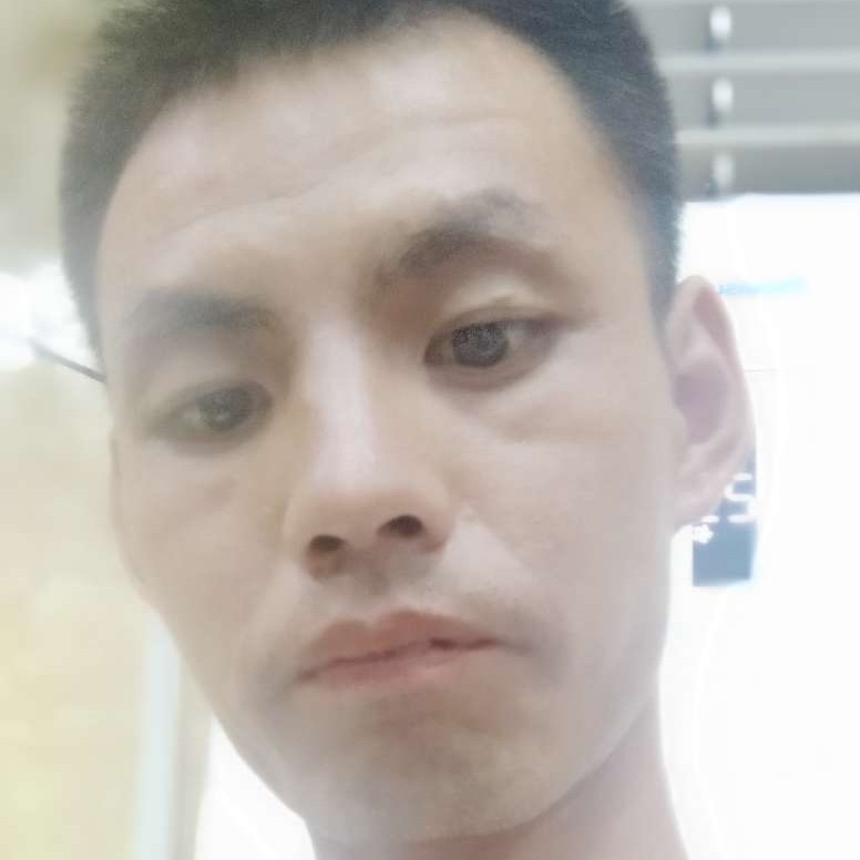 牟成的照片