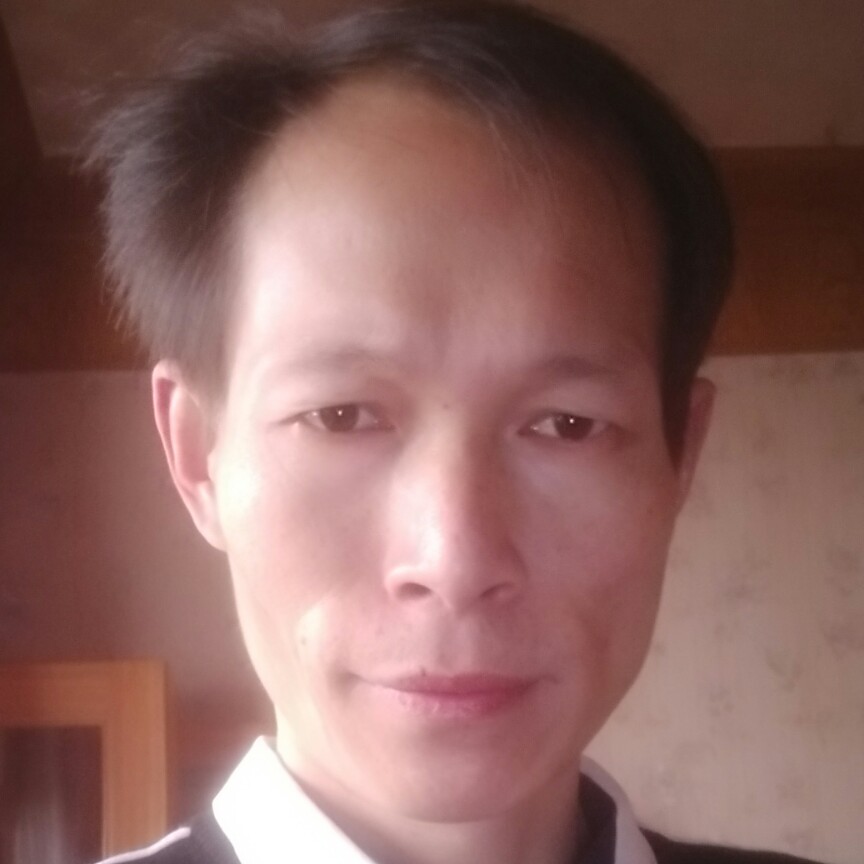 隐忍砖头的照片