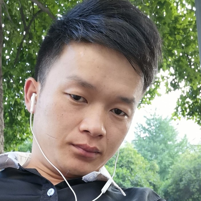 西装邂逅老实的照片