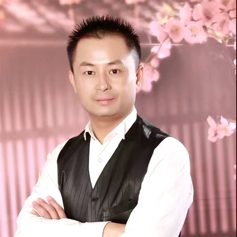 嗯少的照片
