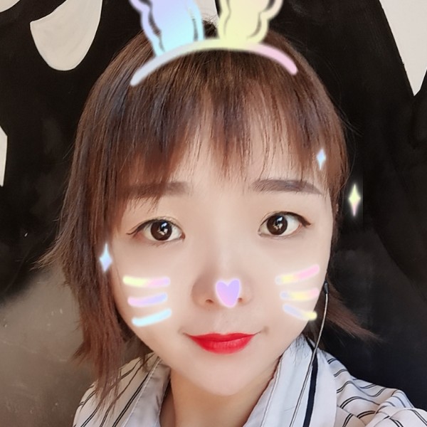 爱笑蹁跹小蜜蜂的照片