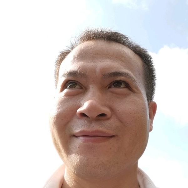 灰狼泪了曾经的照片