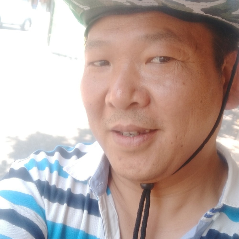 自行车等于纯真的照片