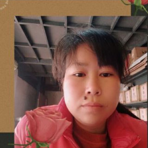 美女放弃微笑的照片
