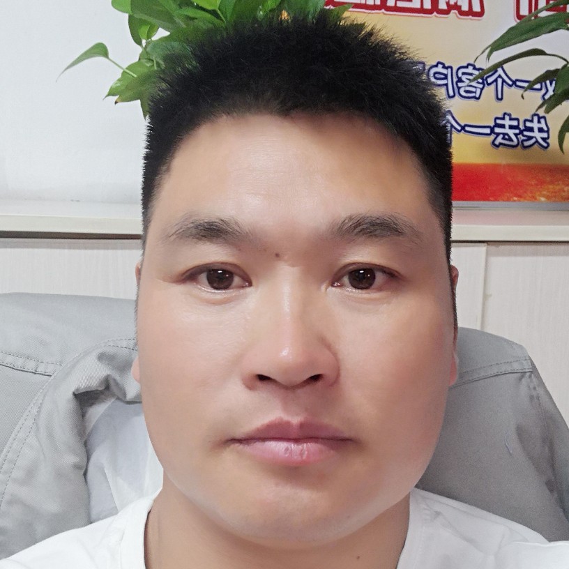 高山相许幸福的照片