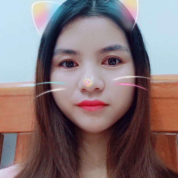 爱撒娇蹙眉过客的照片