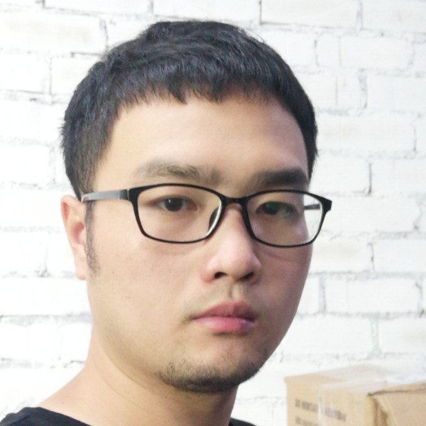 大力保卫金鱼的照片