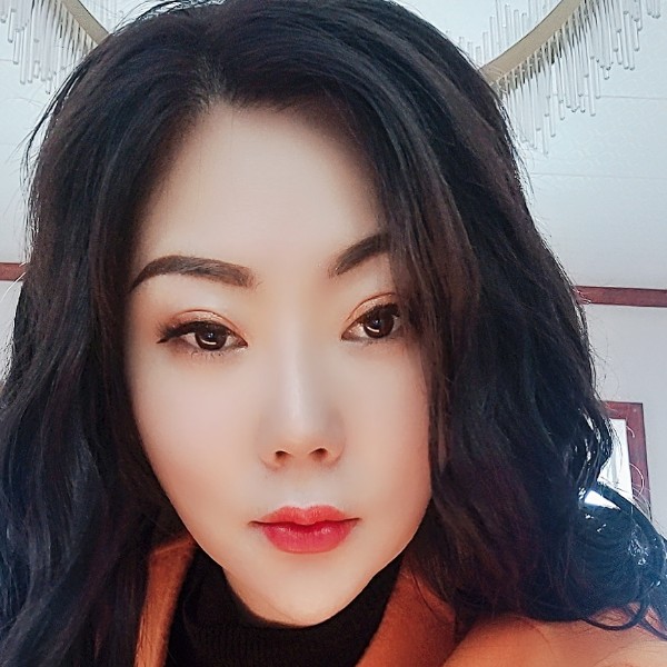 罗曼殊的照片