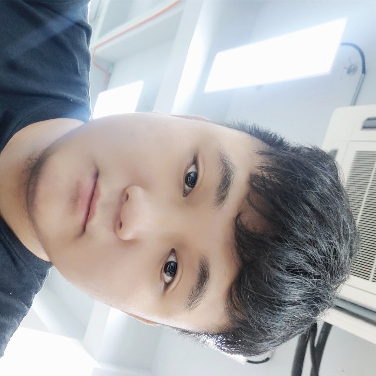 翩飞向小熊猫的照片