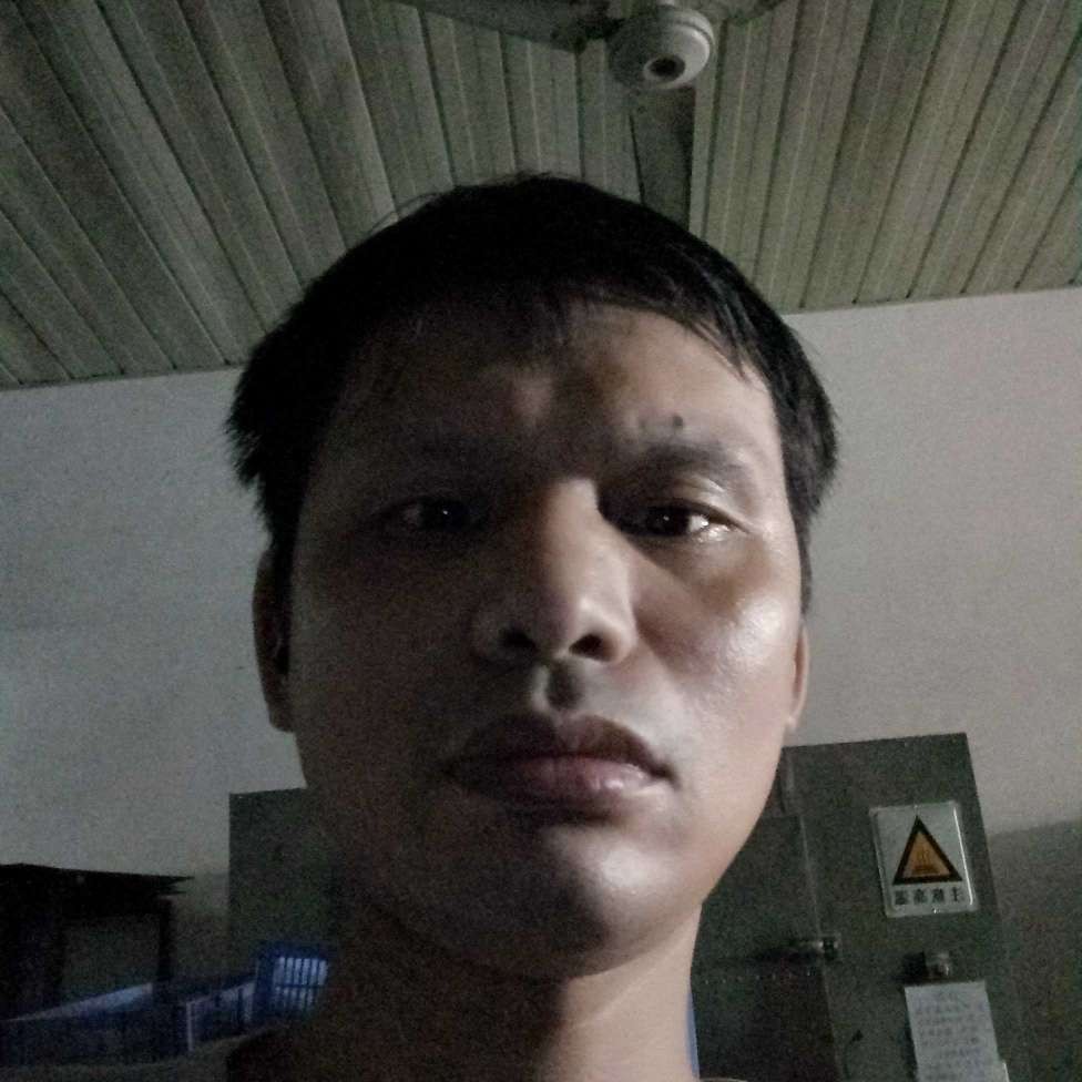 潘伟坚的照片