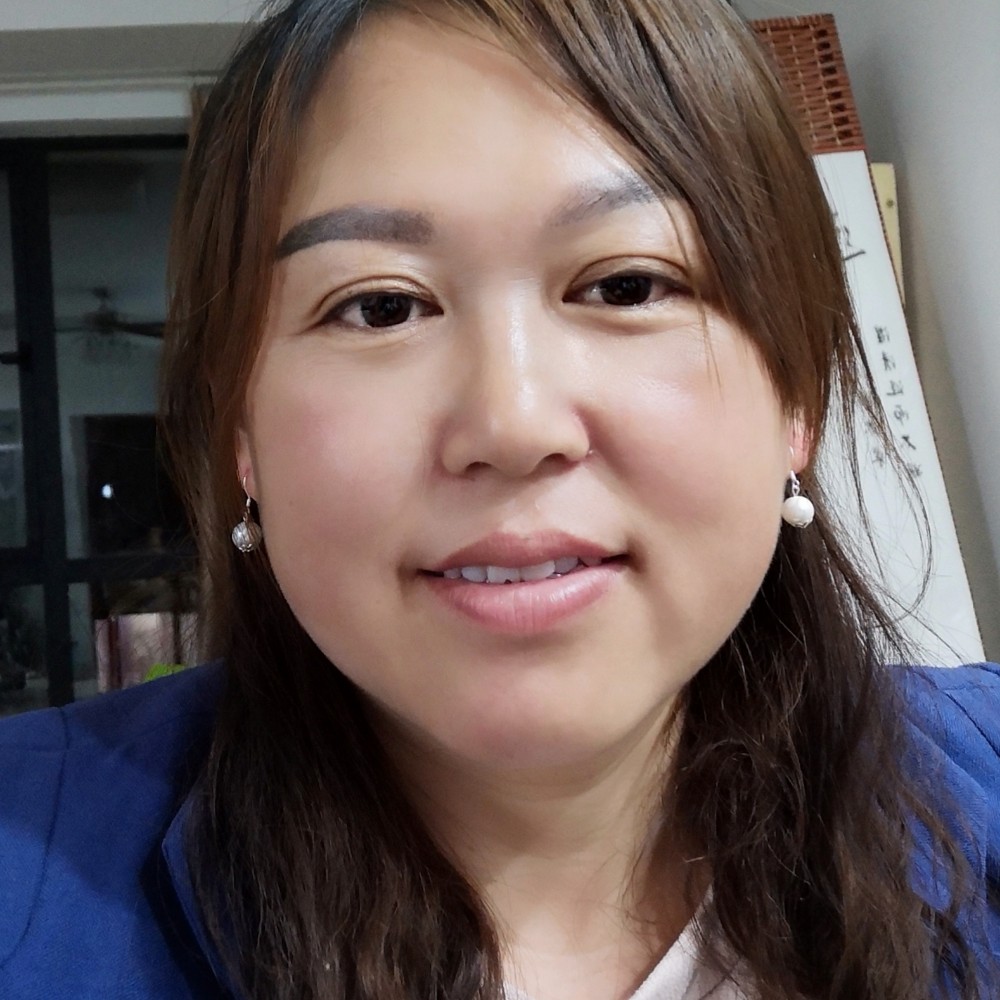 聆听心跳的照片