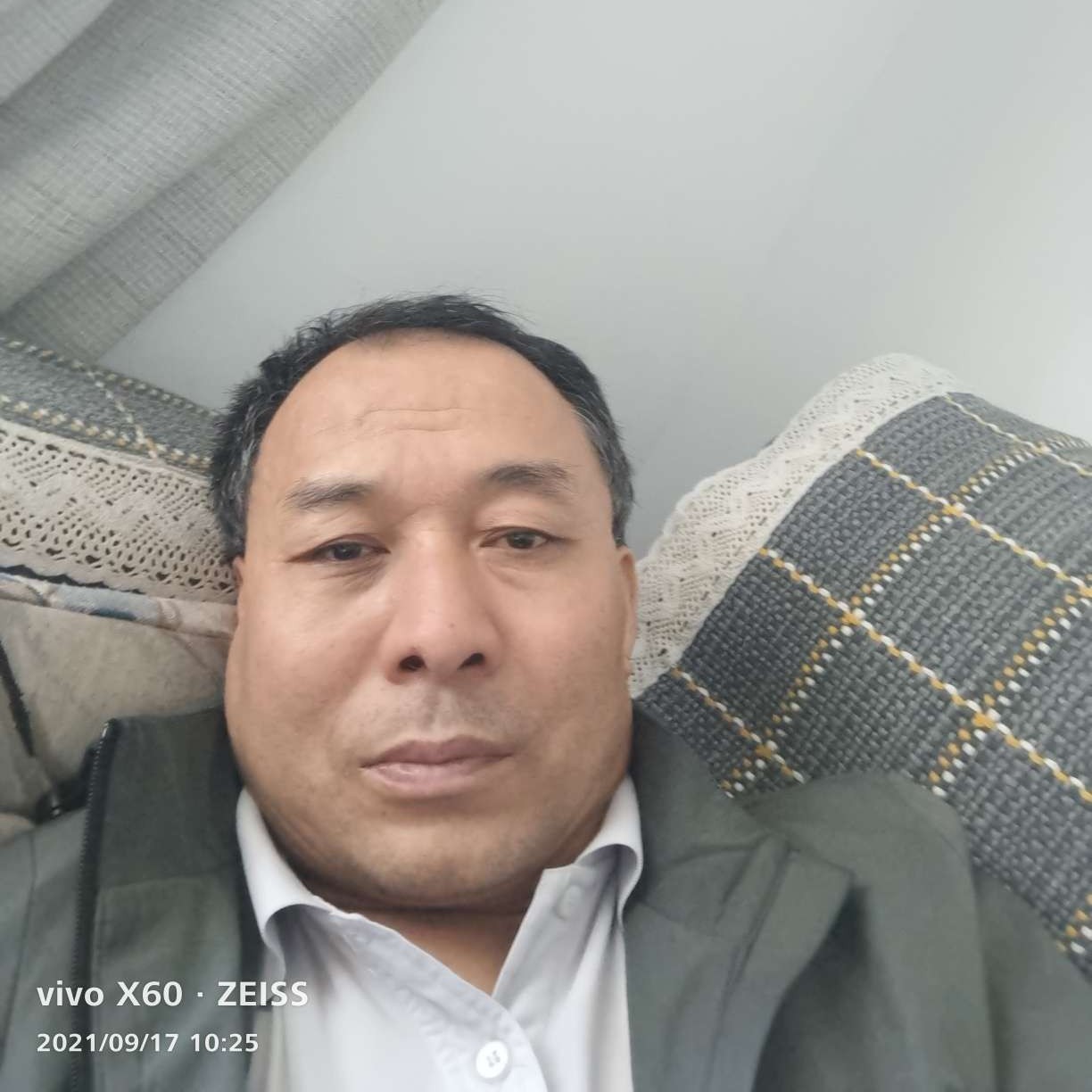 手无寸铁的照片
