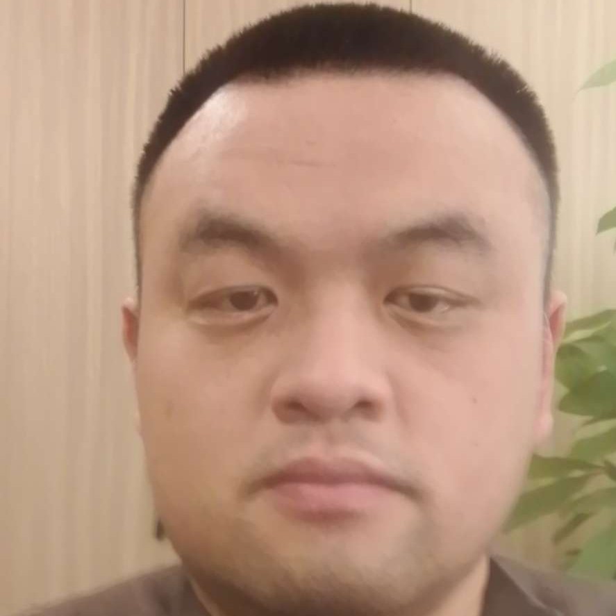 美好向冷月的照片