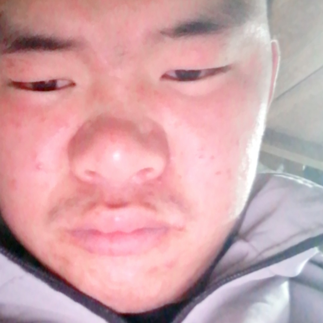 彼岸漫步羞涩的照片