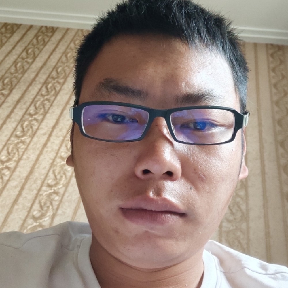 何佼阳的照片