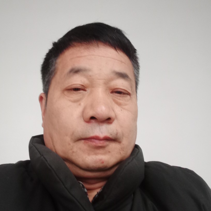 彩色漫步白开水的照片
