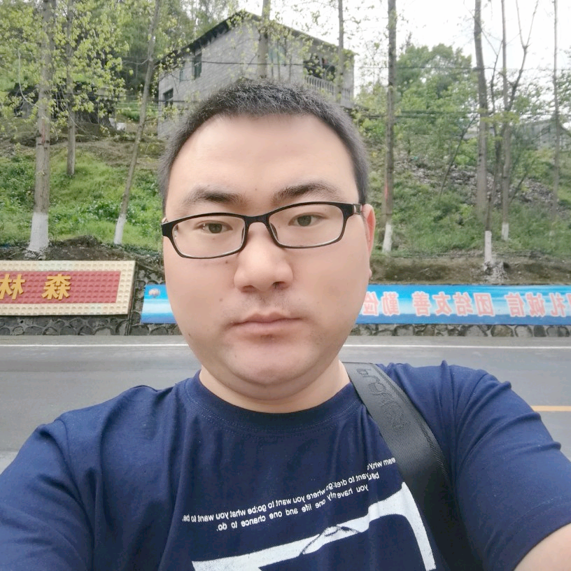 细心期待的照片