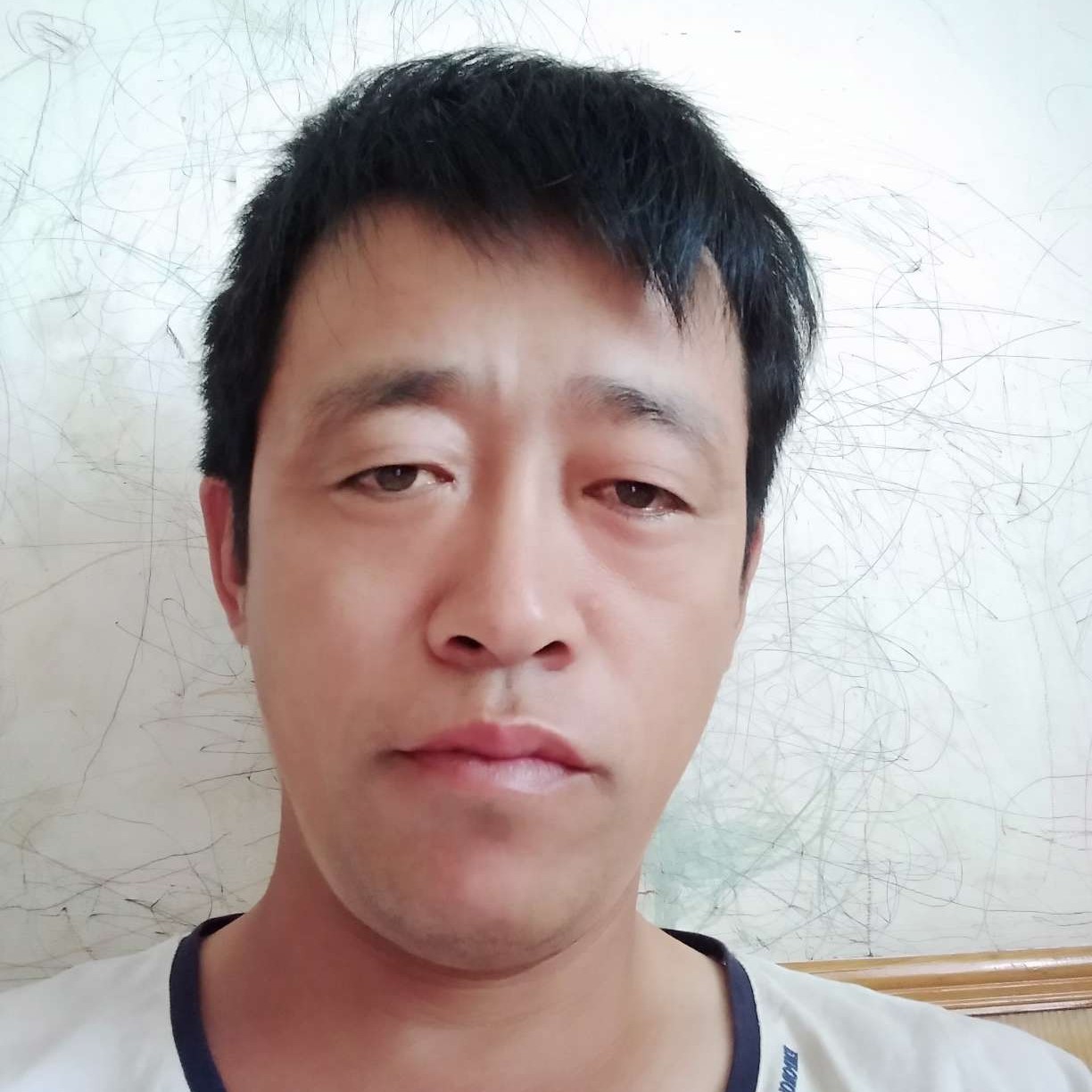 英勇发卡为爱加油的照片