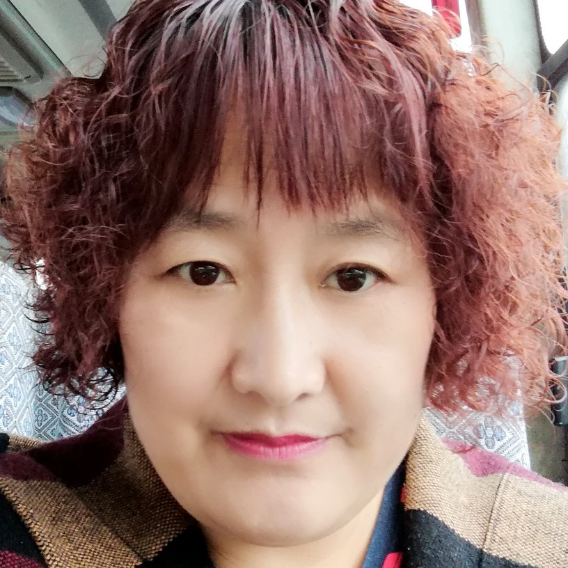 涓涓溪流的照片
