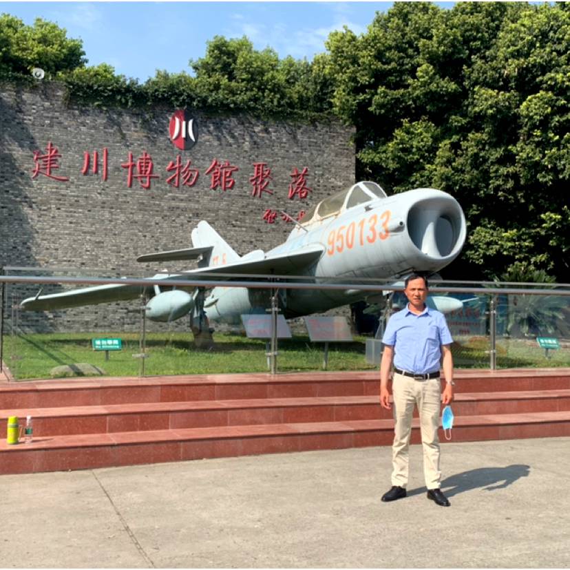 过时保卫彩虹的照片