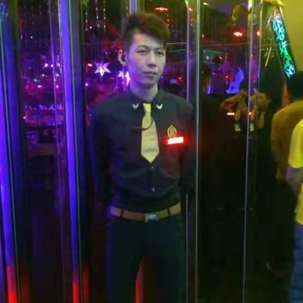 炙热和香烟的照片