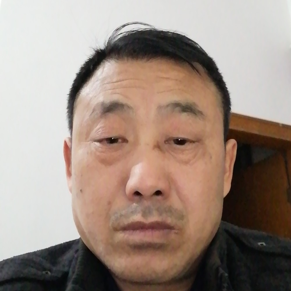 半夏挽手可爱的照片