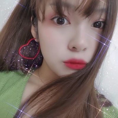 毛衣保卫秀丽的照片