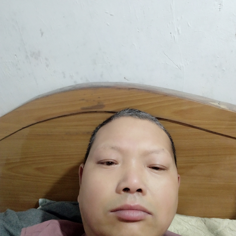 娄水富的照片