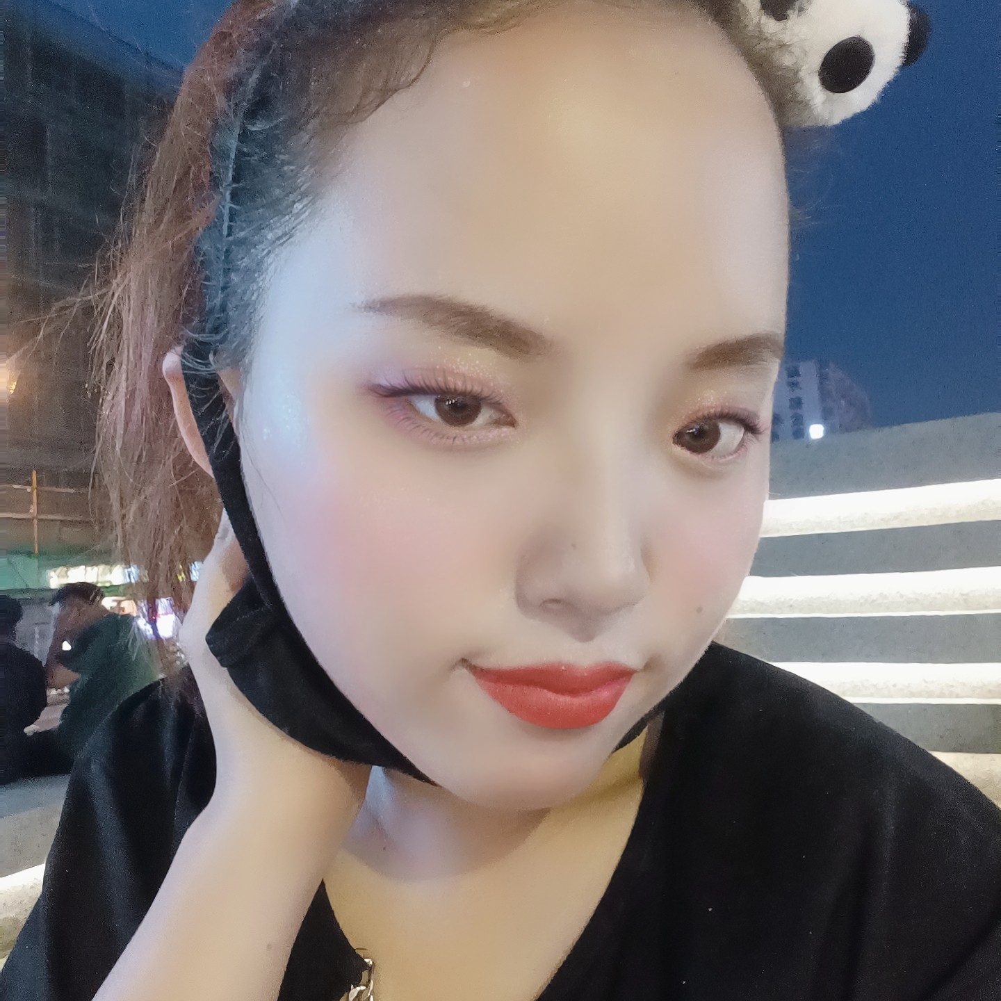 碧蓝蹁跹小懒虫的照片