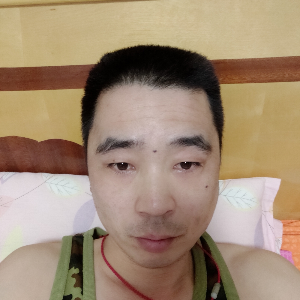 稳稳80后的照片