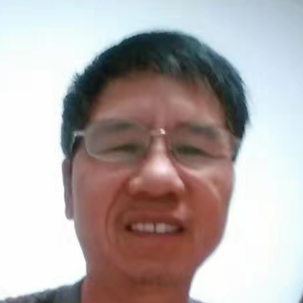 阔达海燕的照片