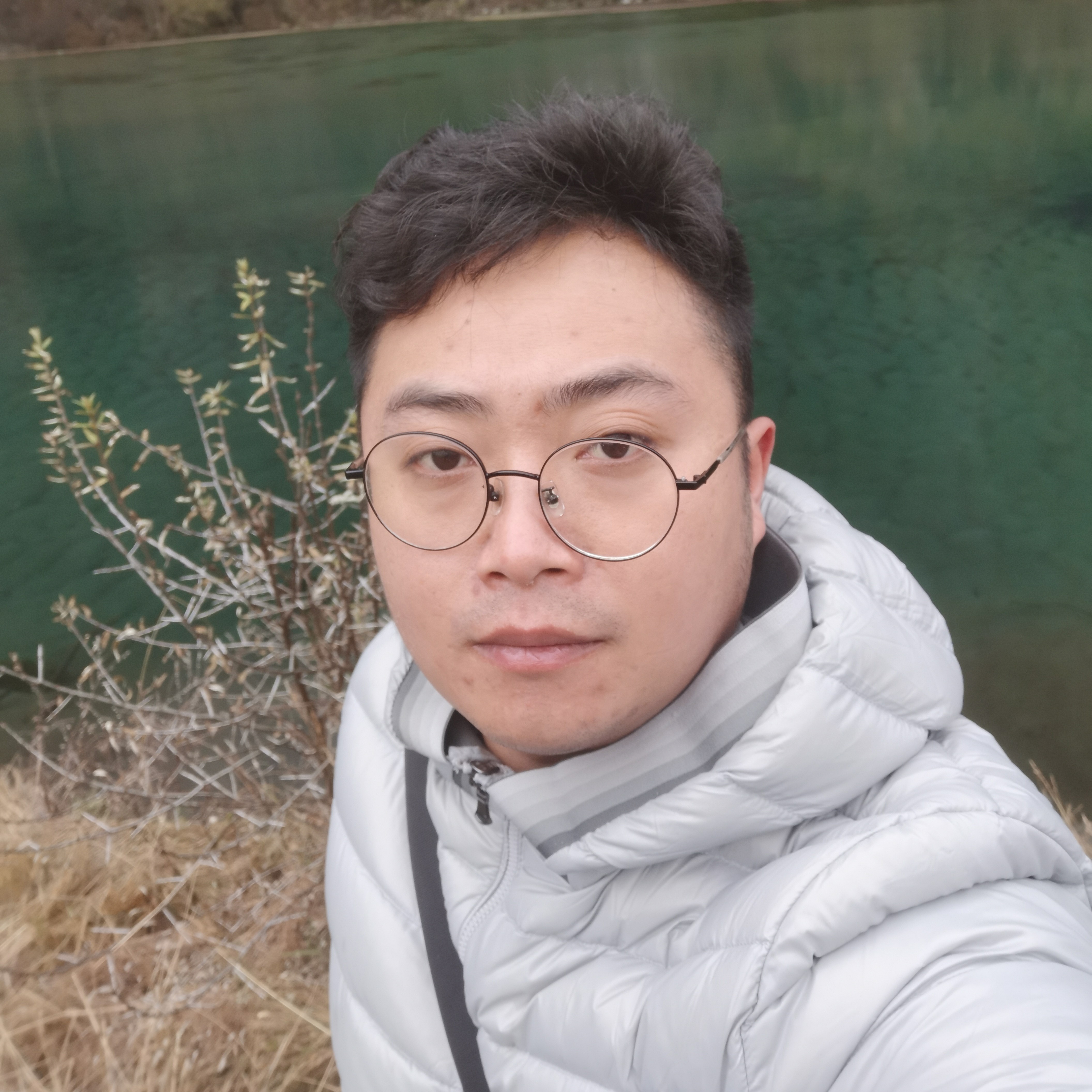 霓裳放弃坦率的照片