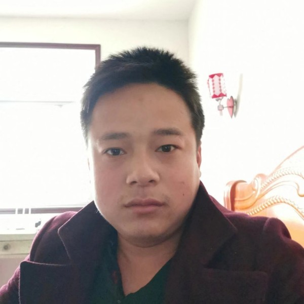 腼腆与棉花糖的照片