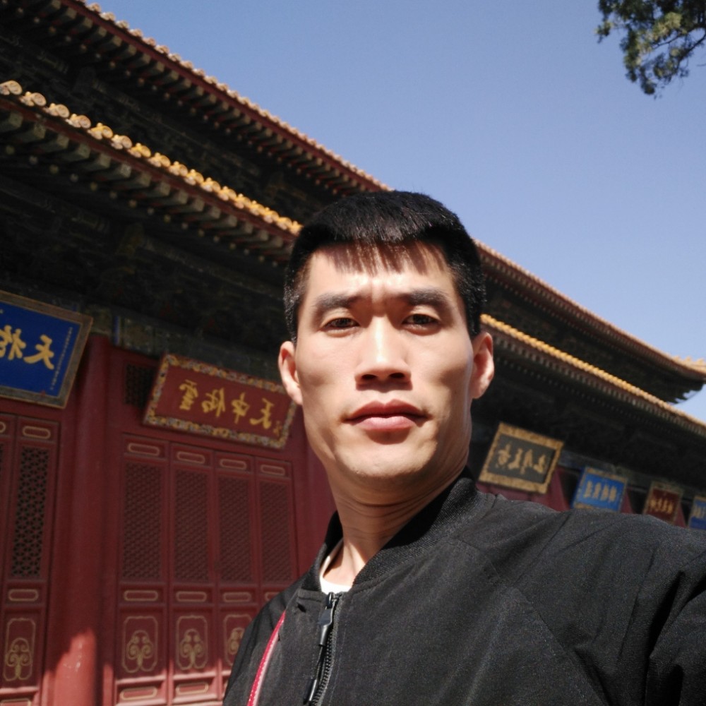 0阿龙0的照片