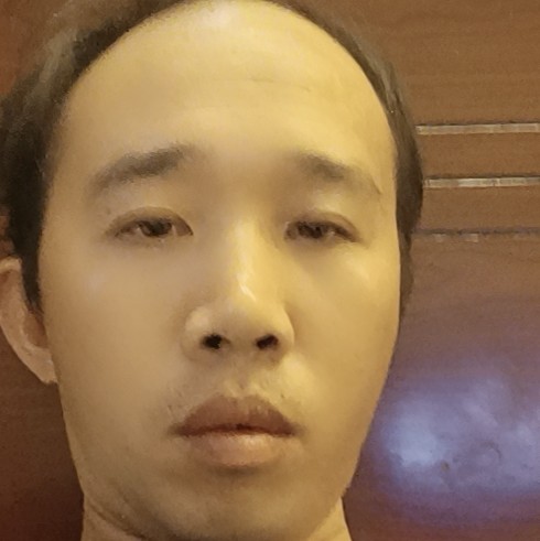 红玫瑰拿深情的照片