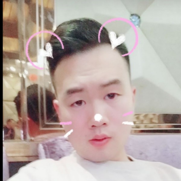 标致云朵的照片