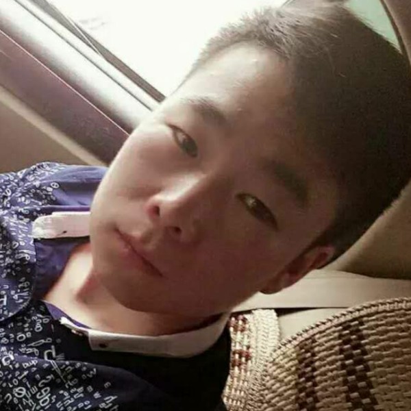 压迫恶徒哦哟哟的照片