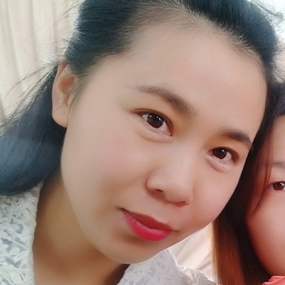 秋天默默的照片