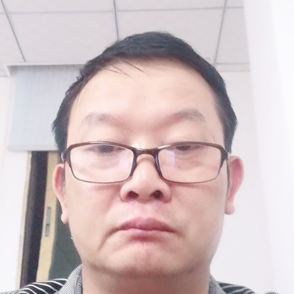 酷酷拾忆画笔的照片