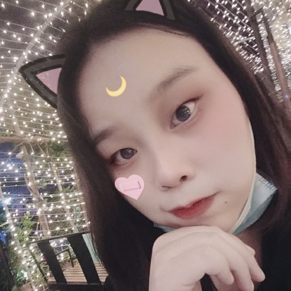 短靴笑淡定的照片