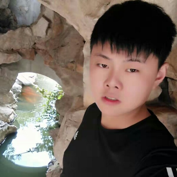 缘分挽手拉长的照片