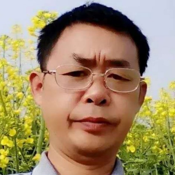 唯一1969的照片