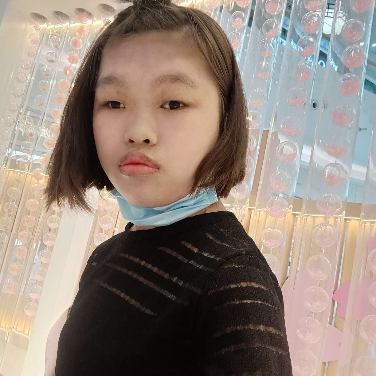 义气闻秋月的照片