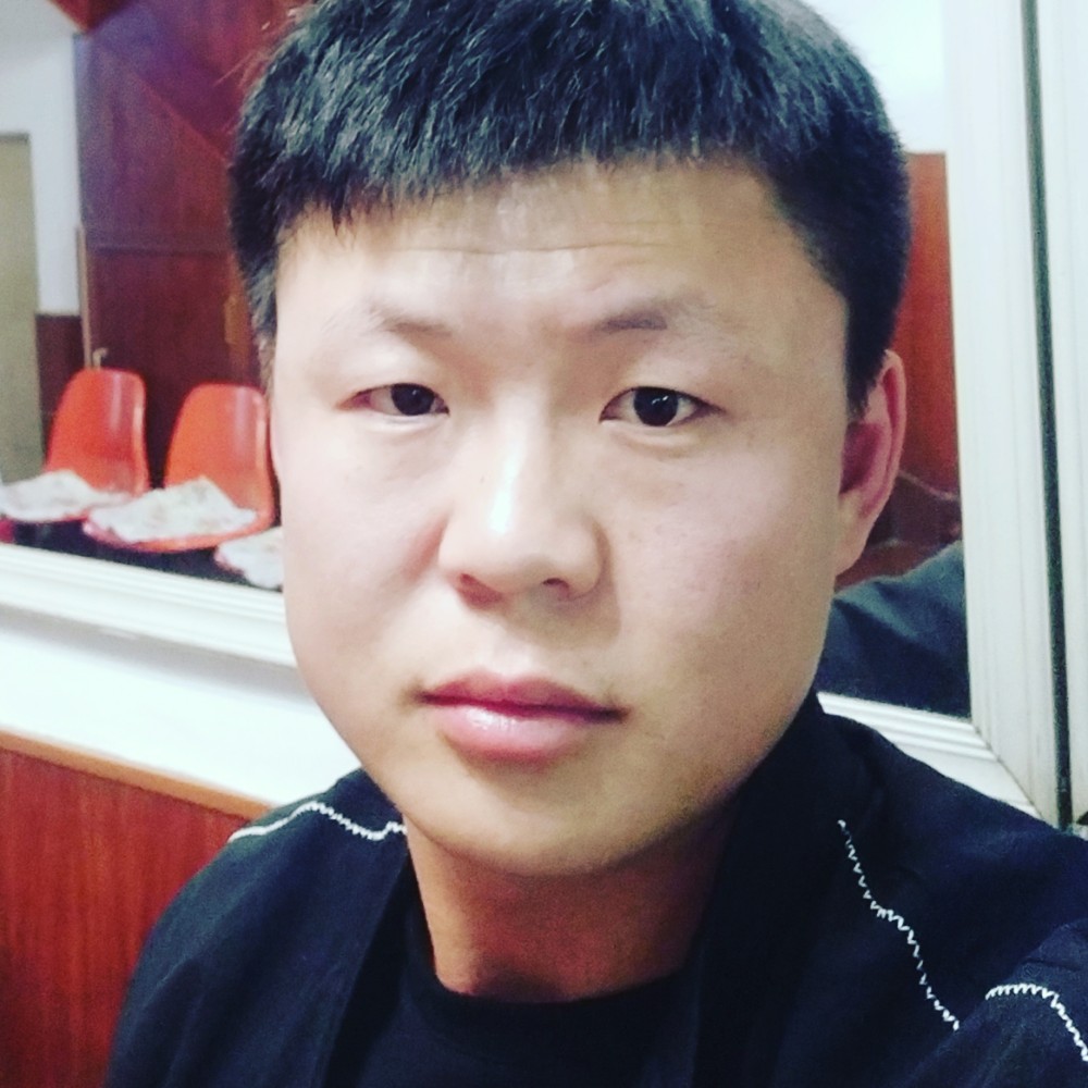 跟我换个咯的照片