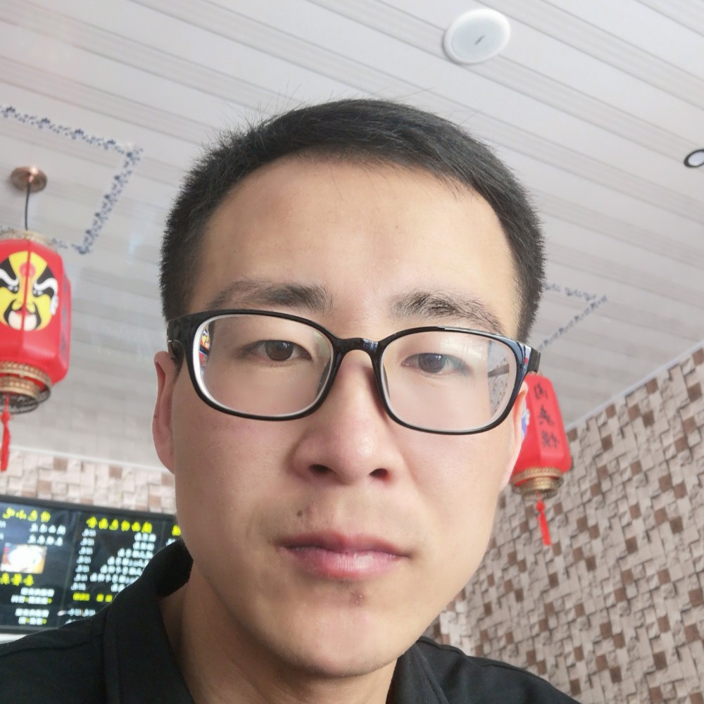 超帅回首南鸢的照片