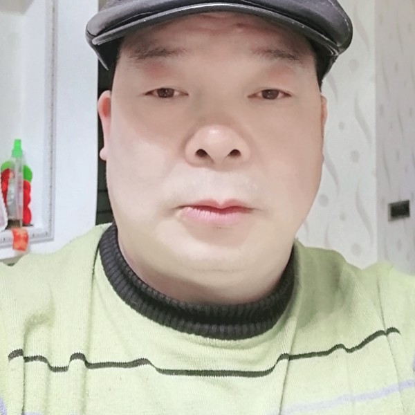 张朝飞的照片
