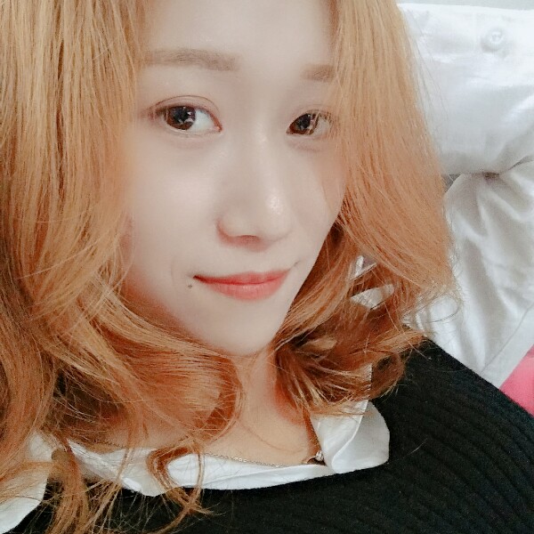 郑少梅的照片