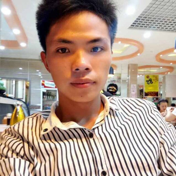 香氛苦恋帅气的照片